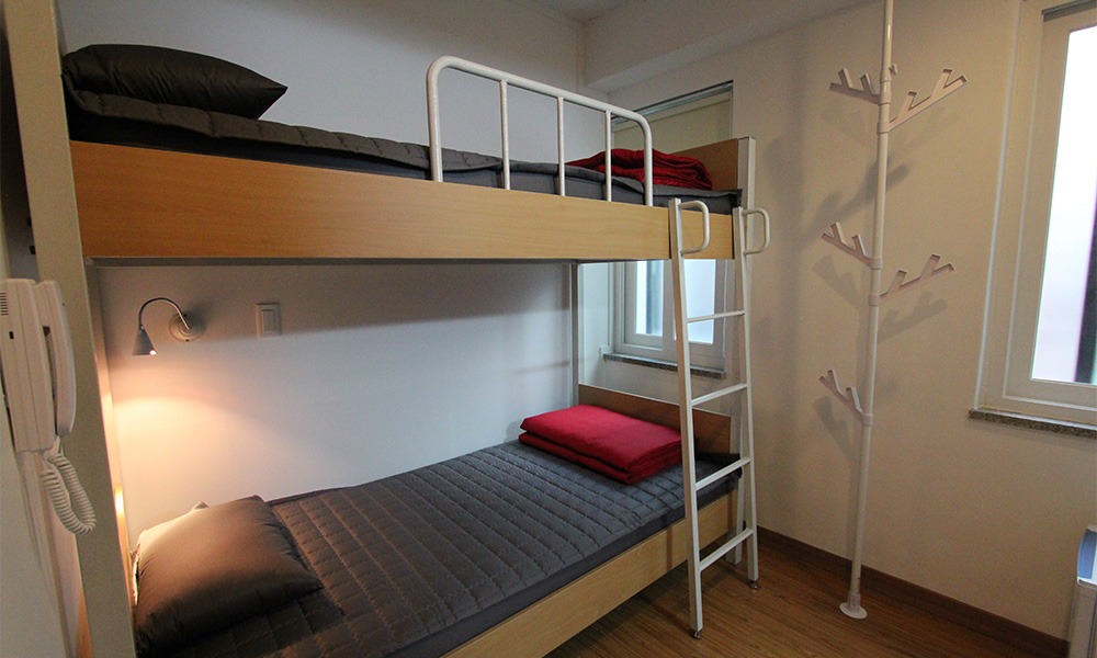 1Bunk bed 이미지